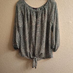 West Kei Vneck 3/4 Sleeves Size S Teal Polka Dot Blouse B4 X P